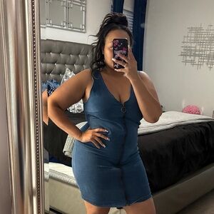 Stylish Blue Zip-Front Dress